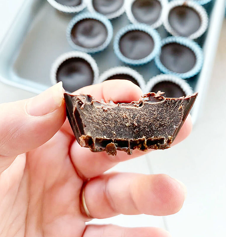 3-20 Chocolate Keto Fat Bombs.jpg